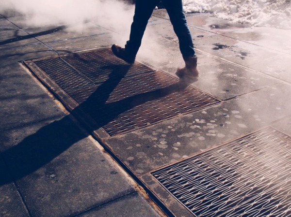 Steamy-Grates-walking-winter